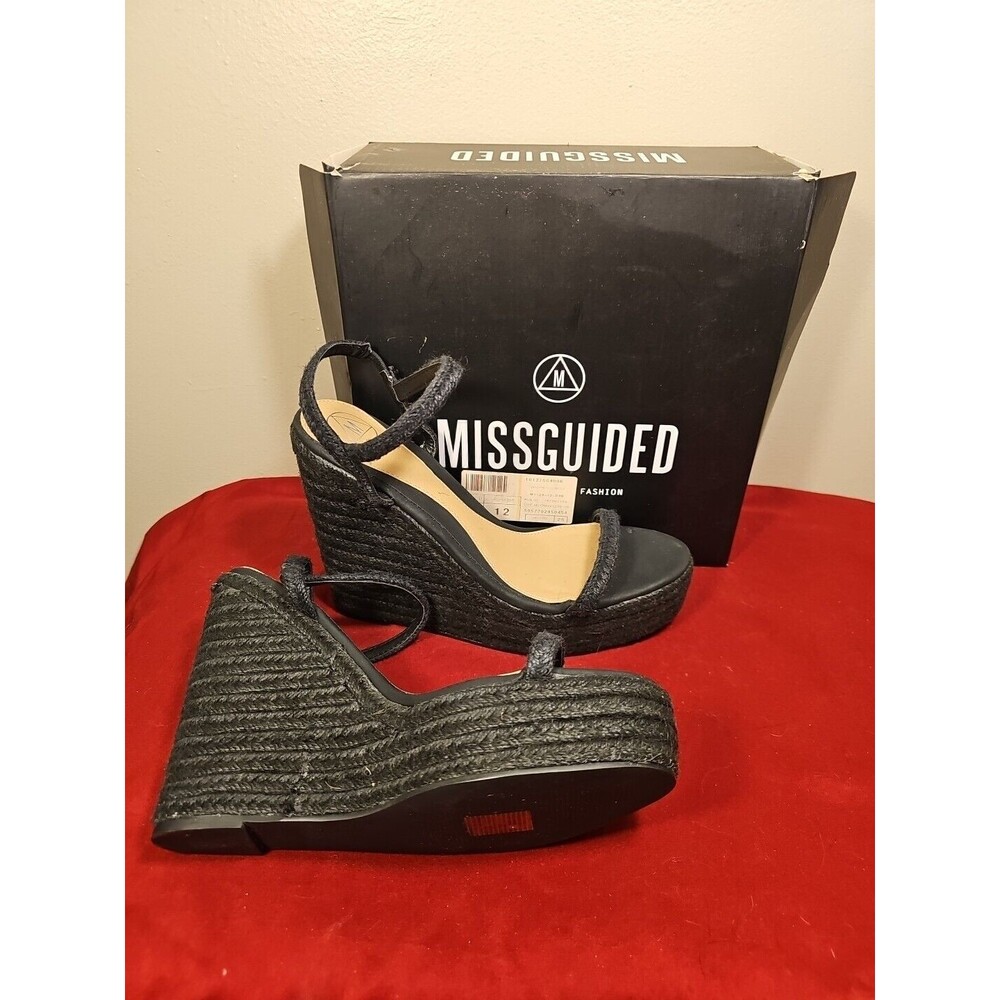 Women's Size 9 Black Sandal misguided fashion chunky platform dress shoe